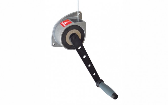 وینچ دستی کشنده افقی با ظرفیت 150 کیلوگرم مدل MINISTOR 100 kg ساخت هوچز فرانسه